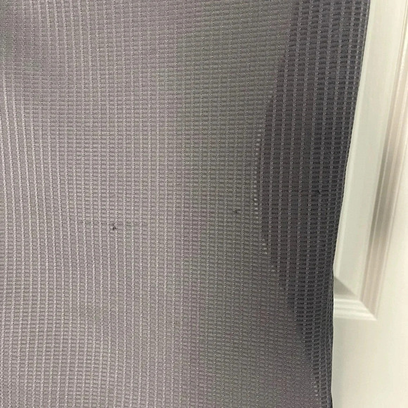 Under Armour Heat Gear Running Short Sleeve Running top Small - Picture 4 of 6